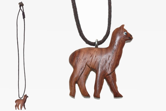 Kette mit Alpaka aus Holz in braun