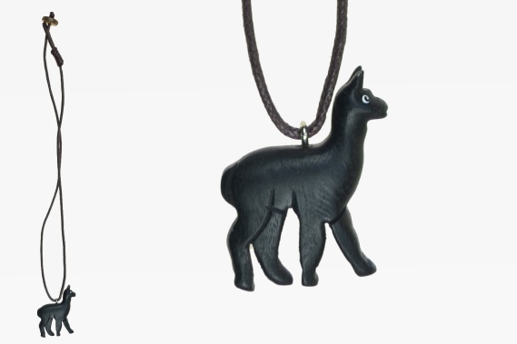 Kette mit Alpaka aus Holz in schwarz