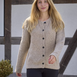 alpaka-strickjacke-asa-aus-baby-alpaka-und-wolle sand