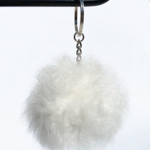 Schlüsselanhänger mit Fellbommel