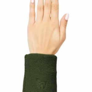 alpaka-pulswrmer-stretch-mit-baby-alpaka in tannengrün