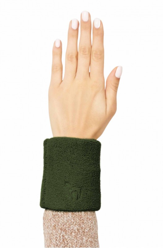 alpaka-pulswrmer-stretch-mit-baby-alpaka in tannengrün