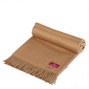 alpaka-tages-decke-uni-aus-100-baby-alpaka-camel